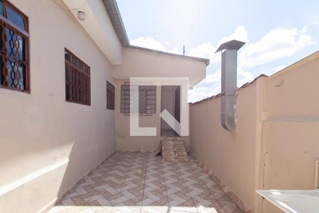 Área comum de casa para alugar com 2 quartos, 80m² em Glória, Belo Horizonte
