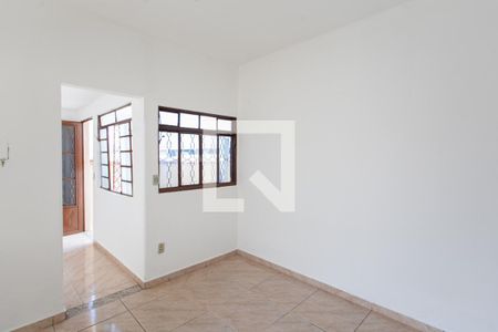 Sala de Jantar de casa para alugar com 2 quartos, 80m² em Glória, Belo Horizonte