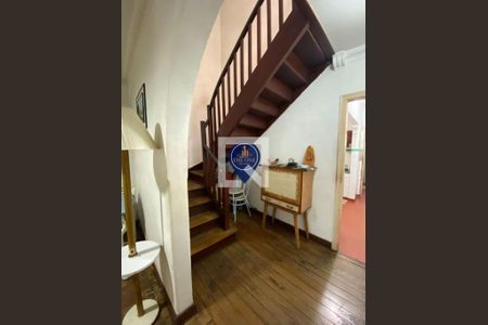 Casa à venda com 2 quartos, 132m² em Jardim da Gloria, São Paulo