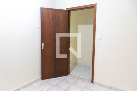 Casa 1 - Quarto 2 de casa à venda com 4 quartos, 136m² em Jardim Jovaia, Guarulhos