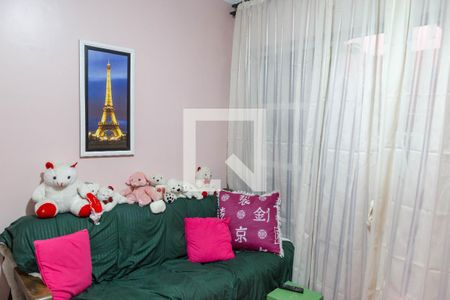 Casa 2 - Sala de casa à venda com 4 quartos, 136m² em Jardim Jovaia, Guarulhos