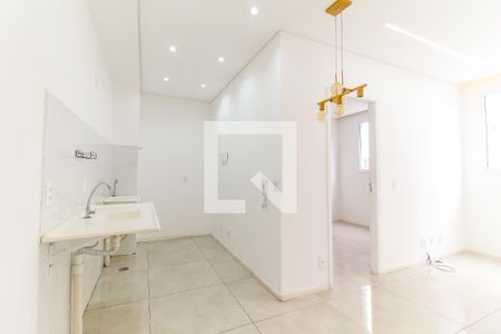 Sala/Cozinha de apartamento para alugar com 2 quartos, 42m² em Vila São Paulo, Ferraz de Vasconcelos