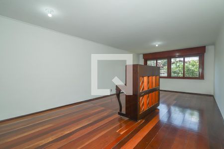 Sala de casa à venda com 3 quartos, 255m² em Jardim Lindóia, Porto Alegre