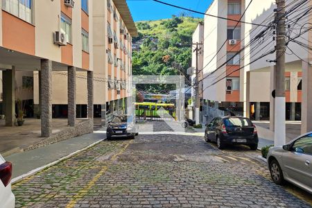 Área comum de apartamento para alugar com 3 quartos, 60m² em Santa Rosa, Niterói