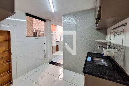Cozinha de apartamento para alugar com 3 quartos, 60m² em Santa Rosa, Niterói