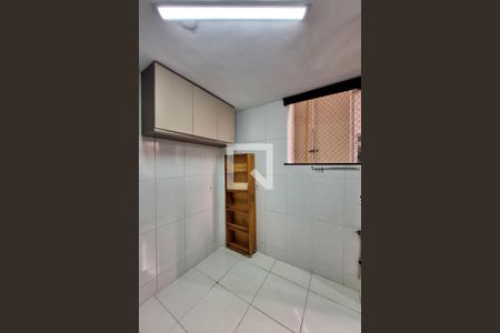 Cozinha de apartamento para alugar com 3 quartos, 60m² em Santa Rosa, Niterói