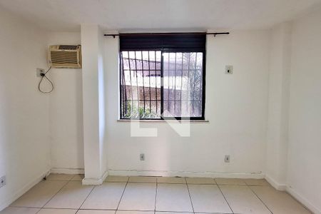Quarto 1 de apartamento para alugar com 3 quartos, 60m² em Santa Rosa, Niterói