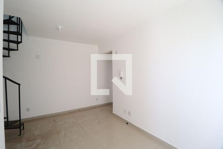 Sala de apartamento para alugar com 2 quartos, 118m² em Santa Mônica, Uberlândia