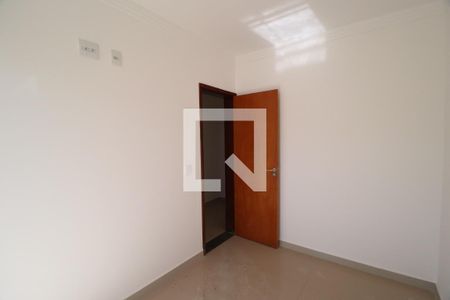 Quarto 1 de apartamento para alugar com 2 quartos, 59m² em Santa Mônica, Uberlândia