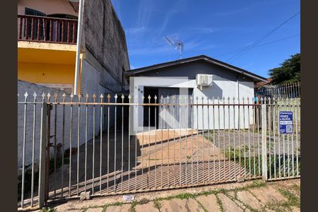 Fachada de casa à venda com 3 quartos, 120m² em Scharlau, São Leopoldo