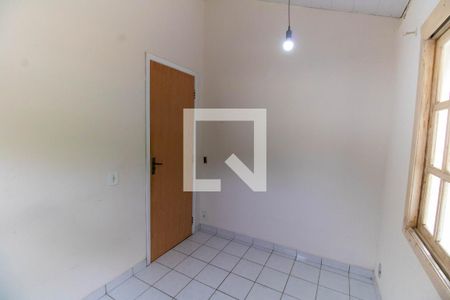 Quarto de casa para alugar com 1 quarto, 50m² em Maria Paula, Niterói