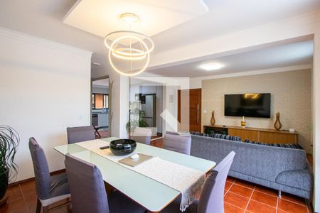 Sala de casa à venda com 4 quartos, 209m² em Vila Homero Thon, Santo André