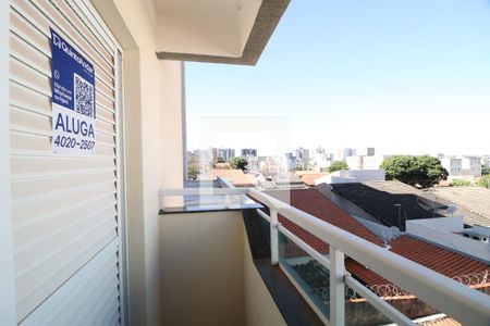 Quarto 2 - Suíte - Sacada de apartamento para alugar com 2 quartos, 60m² em Santa Mônica, Uberlândia