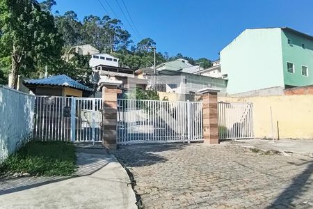 Fachada  de casa de condomínio à venda com 3 quartos, 180m² em Tanque, Rio de Janeiro
