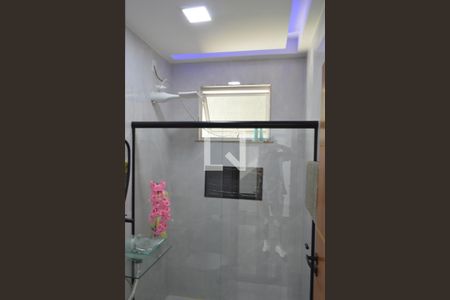Banheiro de casa de condomínio à venda com 3 quartos, 180m² em Tanque, Rio de Janeiro