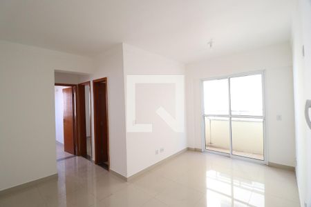 Sala de apartamento para alugar com 2 quartos, 59m² em Santa Mônica, Uberlândia