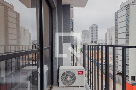 Varanda de apartamento à venda com 1 quarto, 27m² em Pinheiros, São Paulo