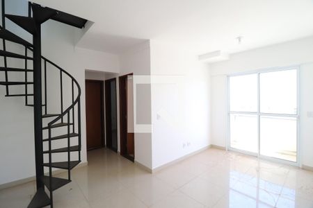Sala de apartamento para alugar com 2 quartos, 116m² em Santa Mônica, Uberlândia