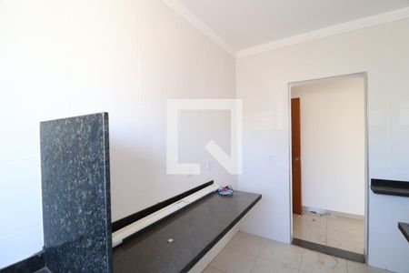 Cozinha de apartamento para alugar com 2 quartos, 116m² em Santa Mônica, Uberlândia