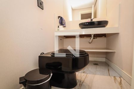 Lavabo de apartamento à venda com 3 quartos, 152m² em Vila Suzana, São Paulo