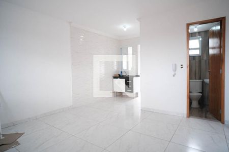 Sala/Cozinha de apartamento para alugar com 2 quartos, 42m² em Cidade Antônio Estêvão de Carvalho, São Paulo