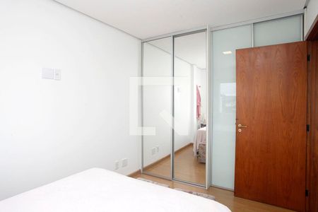 Quarto 1 de apartamento à venda com 2 quartos, 72m² em Cidade Baixa, Porto Alegre