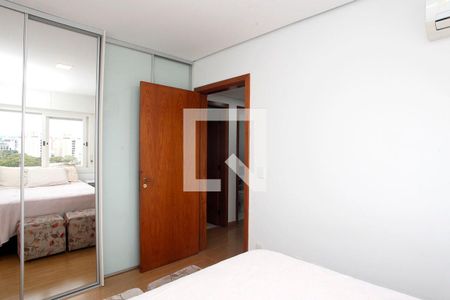 Quarto 1 de apartamento à venda com 2 quartos, 72m² em Cidade Baixa, Porto Alegre