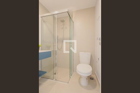 Banheiro de apartamento para alugar com 1 quarto, 25m² em Pinheiros, São Paulo