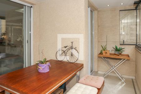 Varanda Gourmet de apartamento à venda com 3 quartos, 135m² em Perdizes, São Paulo