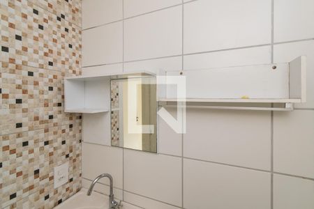 Banheiro Social de apartamento à venda com 2 quartos, 45m² em Manguinhos, Rio de Janeiro