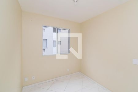 Quarto 1 de apartamento à venda com 2 quartos, 45m² em Manguinhos, Rio de Janeiro