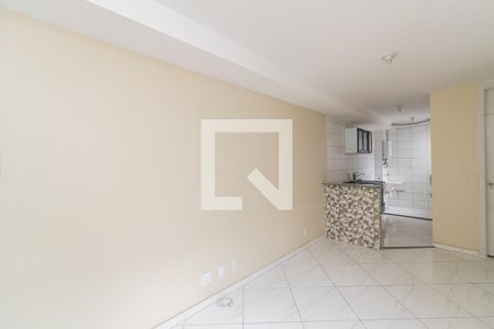Sala de apartamento à venda com 2 quartos, 45m² em Manguinhos, Rio de Janeiro