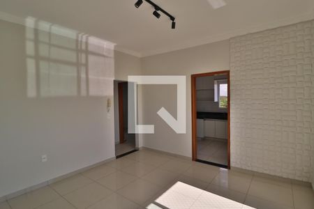 Sala de apartamento para alugar com 2 quartos, 62m² em Jardim Inconfidência, Uberlândia