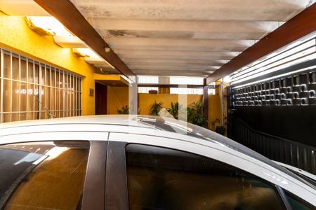 Garagem de casa à venda com 3 quartos, 125m² em Vila Celeste, São Paulo