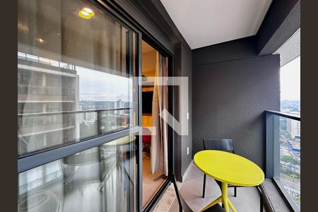Studio para alugar com 25m², 0 quarto e sem vaga Studio para alugar com 25m², 0 quarto e sem vagaSacada