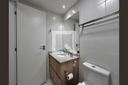 Studio para alugar com 25m², 0 quarto e sem vaga Studio para alugar com 25m², 0 quarto e sem vagaBanheiro