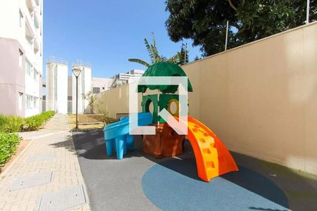 Apartamento à venda com 44m², 2 quartos e sem vagaÁrea comum