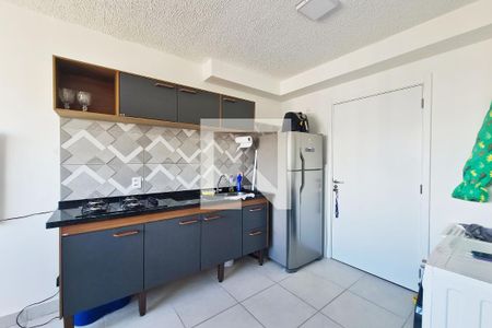 Sala / Cozinha / Area de serviço de apartamento para alugar com 2 quartos, 34m² em Vila Graciosa, São Paulo