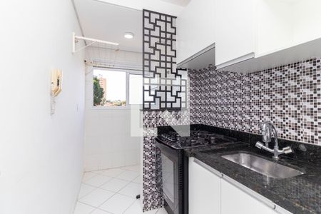 Cozinha de apartamento à venda com 2 quartos, 45m² em Vila Carmosina, São Paulo