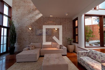 Sala de casa para alugar com 4 quartos, 406m² em Residencial das Estrelas, Barueri