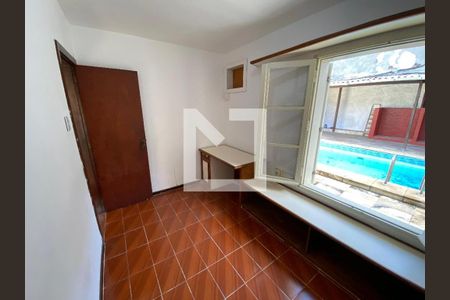 Quarto 3 / Escritório de casa de condomínio para alugar com 6 quartos, 704m² em Taquara, Rio de Janeiro