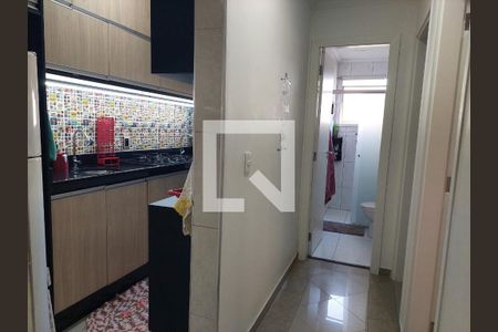 Corredor de apartamento para alugar com 2 quartos, 56m² em Santa Terezinha, São Bernardo do Campo
