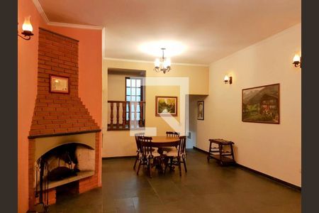 Casa à venda com 3 quartos, 262m² em Siciliano, São Paulo