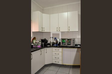Cozinha de apartamento à venda com 3 quartos, 92m² em Santana, Porto Alegre