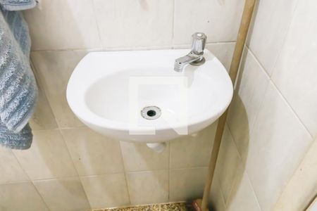 Banheiro de apartamento para alugar com 1 quarto, 37m² em Piedade, Rio de Janeiro