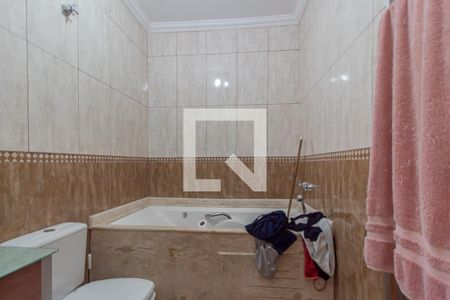 Casa à venda com 275m², 3 quartos e 4 vagas Casa à venda com 275m², 3 quartos e 4 vagasBanheiro da Suite 1