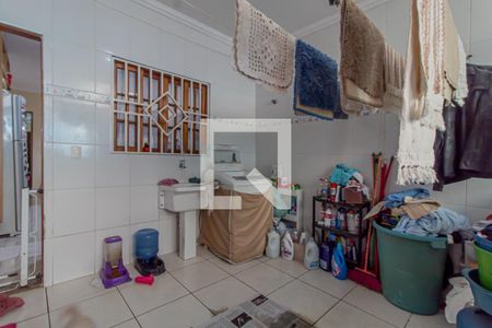 Casa à venda com 275m², 3 quartos e 4 vagas Casa à venda com 275m², 3 quartos e 4 vagasÁrea de Serviço