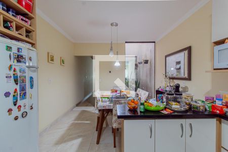 Casa à venda com 275m², 3 quartos e 4 vagas Casa à venda com 275m², 3 quartos e 4 vagasCozinha