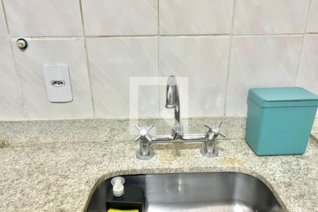 Cozinha de kitnet/studio para alugar com 1 quarto, 24m² em Jardim Oriental, São Paulo
