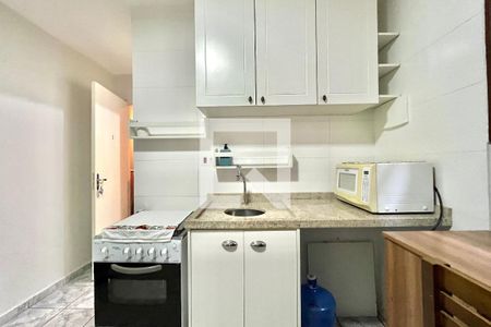 Cozinha de apartamento para alugar com 1 quarto, 26m² em Jardim Oriental, São Paulo